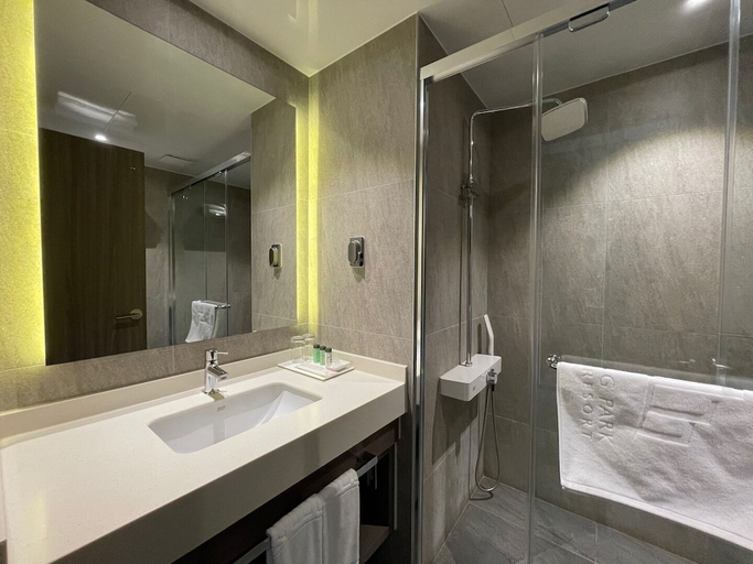 Bathroom 3, Mudeungpark Hotel, Buk