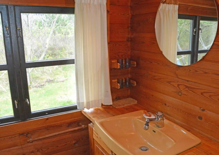Bathroom 5, Norwegian log cabin in Kandestederne, Frederikshavn