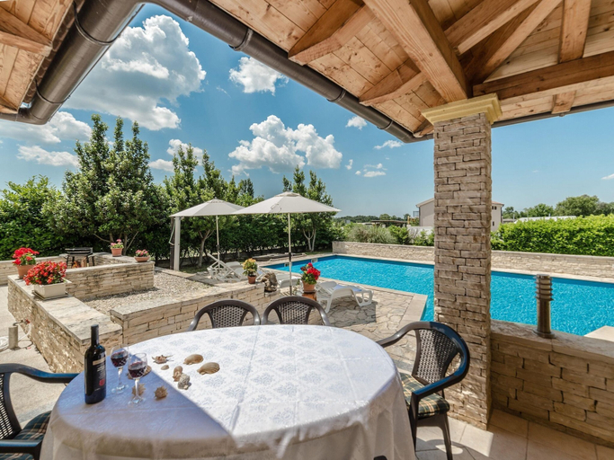 Others 5, Charming Spacious Villa Ana With Private Pool, Poličnik