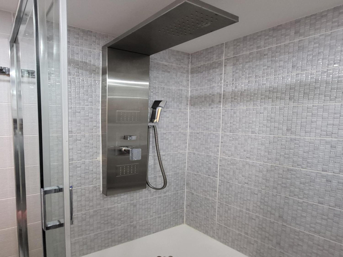 Bathroom 3, Seaside Apartment Las Palmas near Playa Canteras, Las Palmas