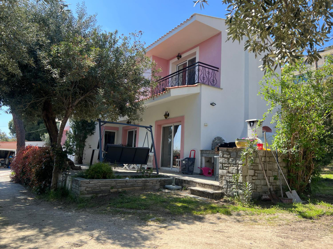 Others 4, Villa Eleonas, East Macedonia and Thrace