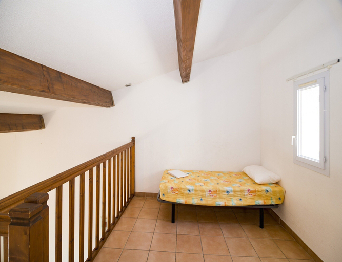Room 5, Charming Holiday Home for 6-guests, Hérault