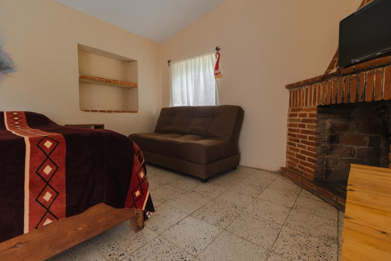 Bedroom 2, Hotel Las Palmas By GEstores, Omitlán de Juárez