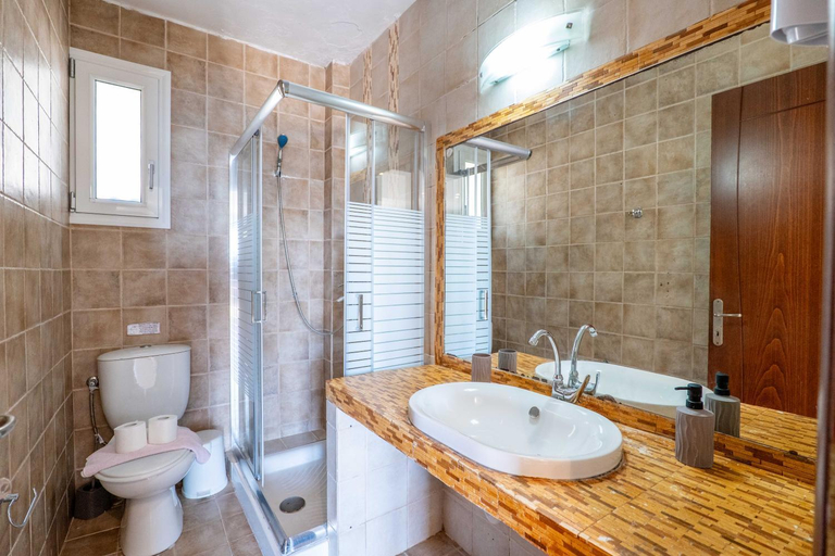 Bathroom 4, Corfu Glyfada Apartment 22, Ionian Islands