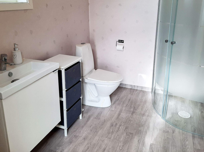Others 3, 6 Person Holiday Home in Degerfors, Degerfors