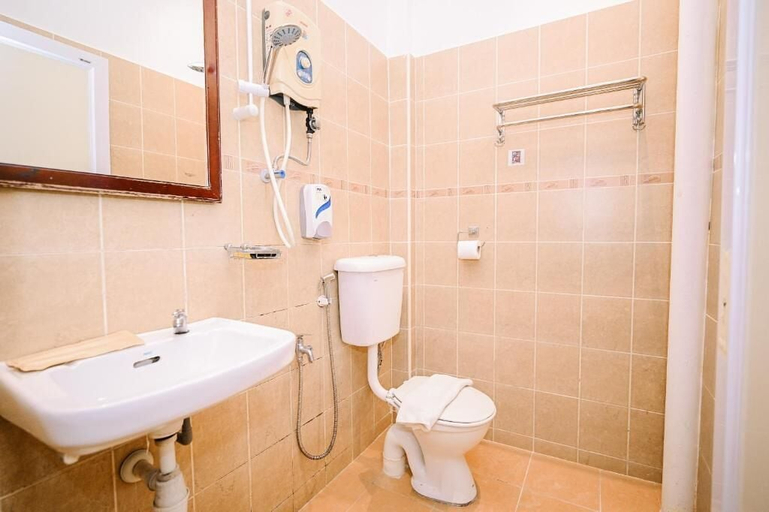 Bathroom 3, Swing & Pillows - Jonker Street Malacca, Malacca City