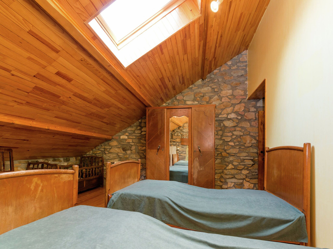 Bedroom 2, Renovated farmhouse from 1832 with beautiful view of winter sports area, Luxembourg