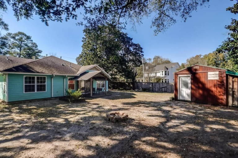 Exterior 3, The Gulf Breeze Getaway, Harrison
