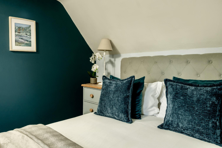 Bedroom 2, Darly Cottage, Gloucestershire