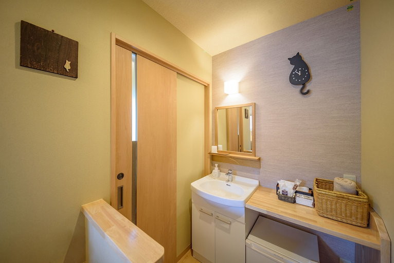 Bathroom 4, Yufuin Waraneko no Yado, Yufu