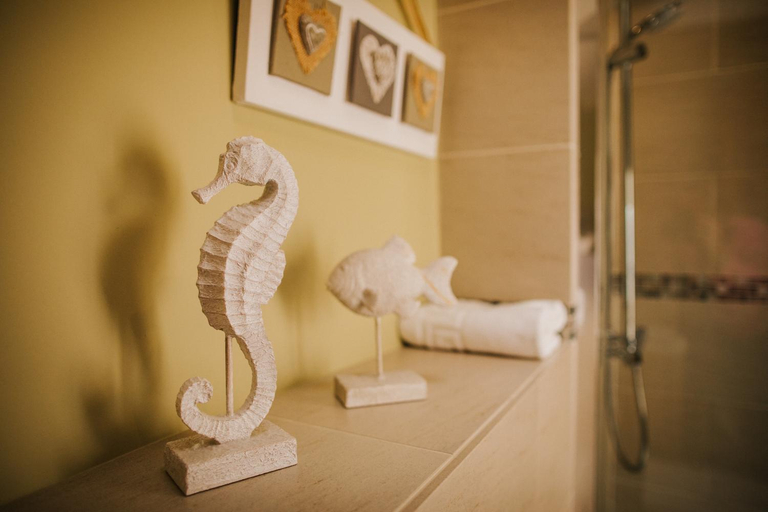 Bedroom 2, The Black Horse at Ireland, Central Bedfordshire