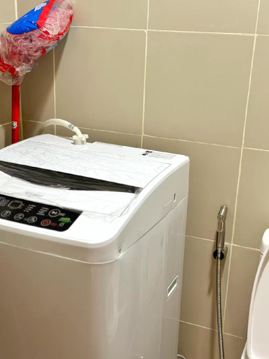 Bathroom 5, FAME Residences Condotel by Citispace, Mandaluyong