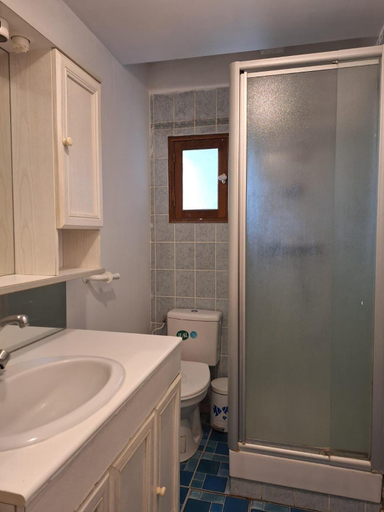 Bathroom 3, chambres d'hotes O Cottage, Val-d'Oise