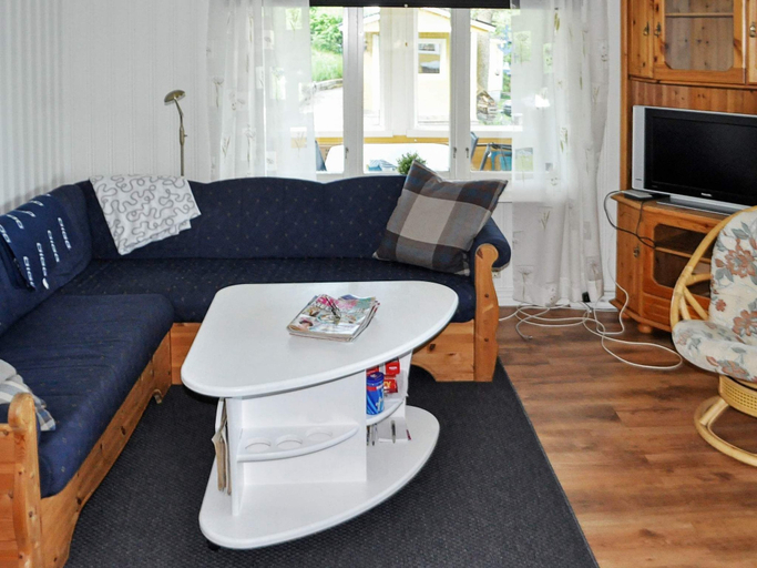 Others 5, 6 Person Holiday Home in Degerfors, Degerfors
