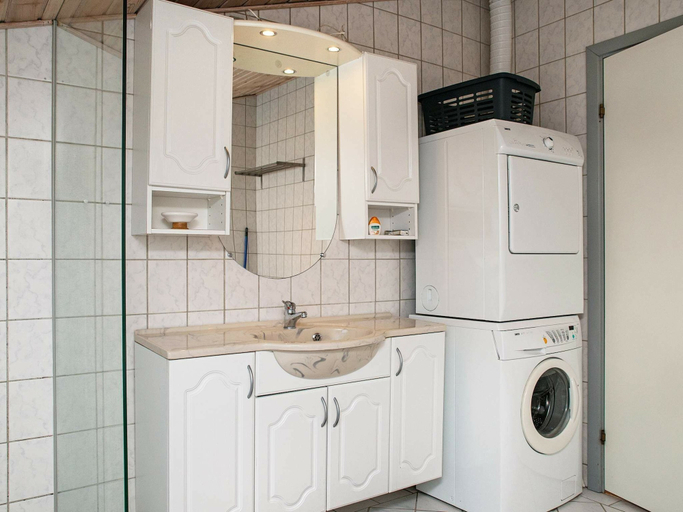 Others 2, Cozy Holiday Home in Jutland With Sauna, Vejle