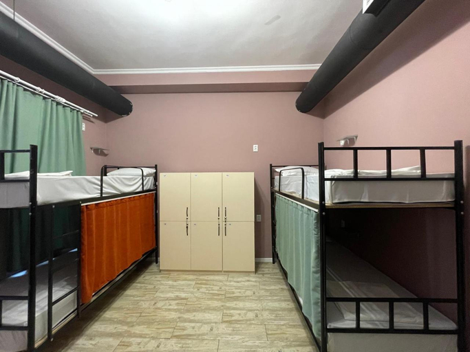 4, Hostel Room 110, Tbilisi