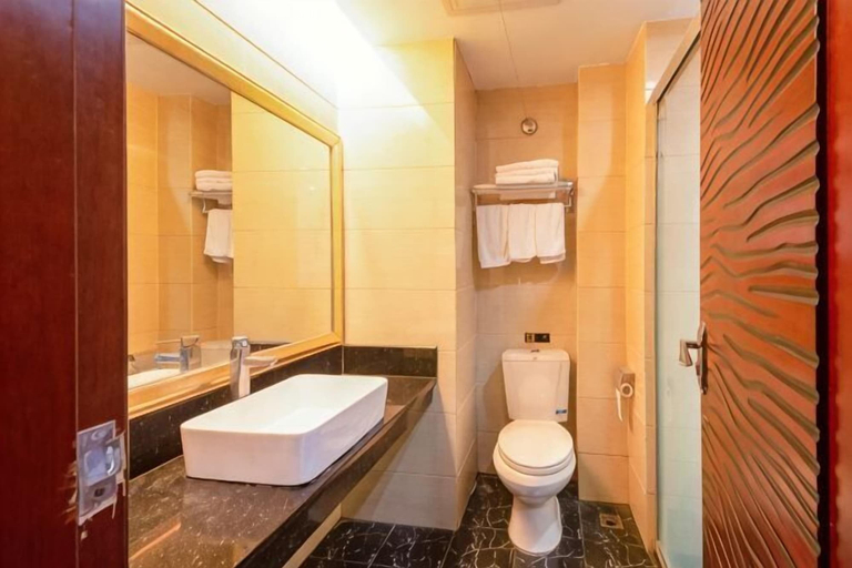 Bathroom 3, Feiyang 88 Hotel (Guangzhou Panyu Plaza), Guangzhou