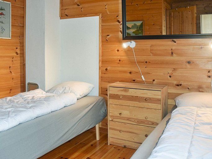 Bedroom 3, 4 star holiday home in Selje, Selje