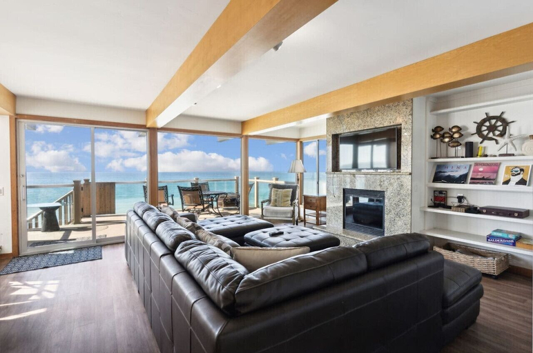 Interior 4, 450c 3BR Apt Villa Exquisite, Orange
