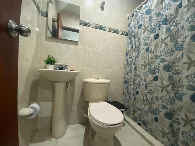 Bathroom 4, Shekinah House, Cartagena de Indias