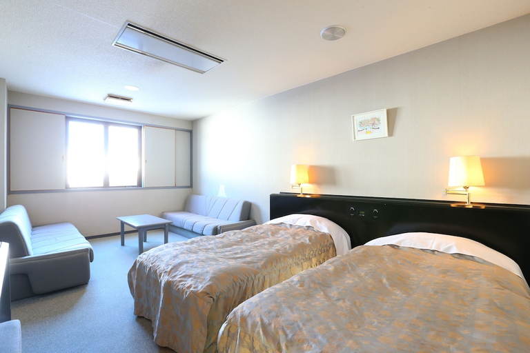 Bedroom 4, Hotel Silk in Madarao, Myōkō