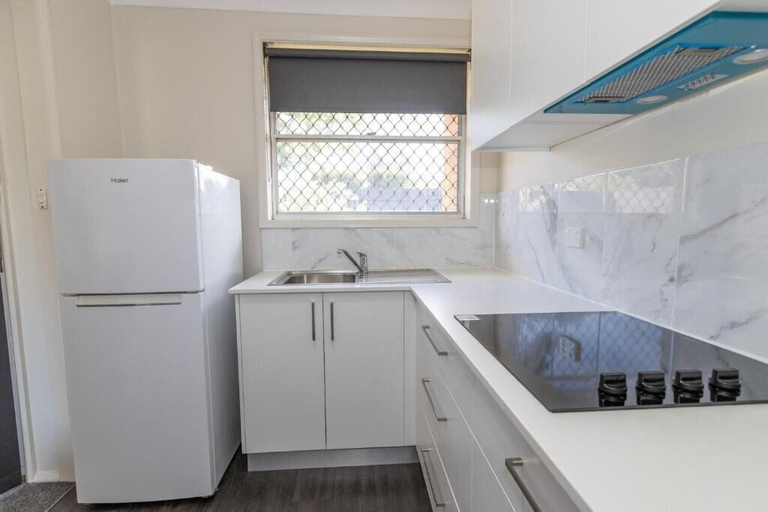 Private kitchen 5, Brook village, Muswellbrook