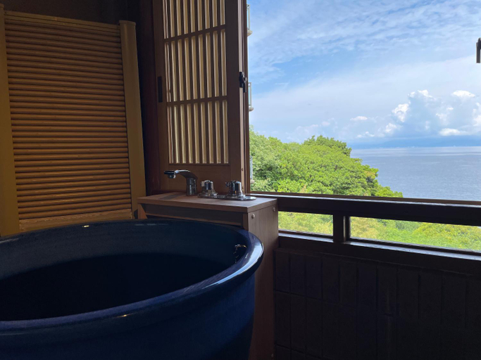 Bathroom 3, Nishiizu Koyoi, Numazu
