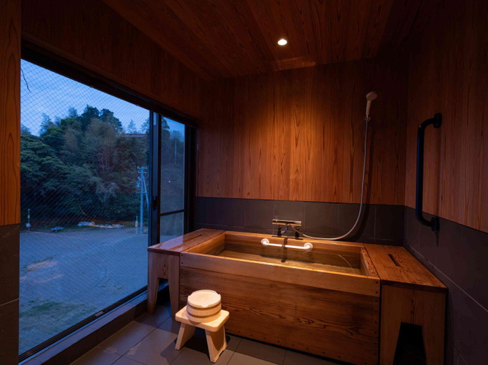 Bathroom 3, Hamabeno Onsenyado Kameya, Toba