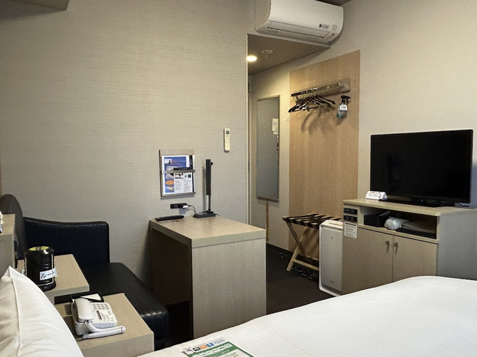 Bedroom 2, Hotel Route Inn Sabae, Sabae