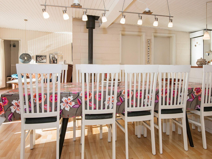 Others 5, Plush Holiday Home in Ebeltoft With Swimming Pool, Syddjurs