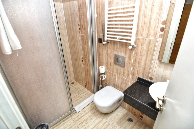 Bathroom 5, Grand Sah Otel, Merkez