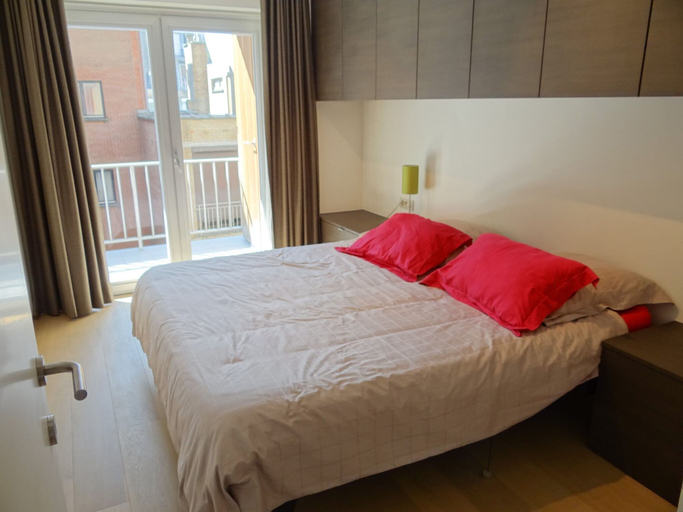 Room 3, Harbor Channel 401 With top Location, West-Vlaanderen
