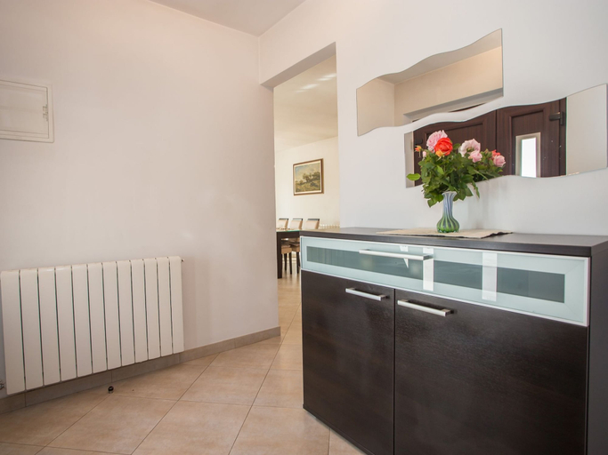 Others 4, Lavish Holiday Home in Tinjan With Private Swimming Pool, Tinjan