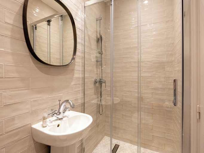 Bathroom 5, Hôtel de Monaco, Alpes-Maritimes