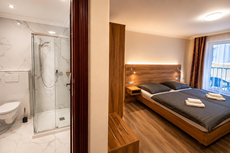 Bedroom, Hotel Kennedy, Nürnberg