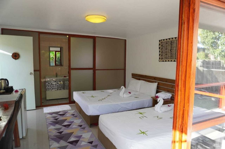 Bedroom 4, Beach Escape Resort, Ba