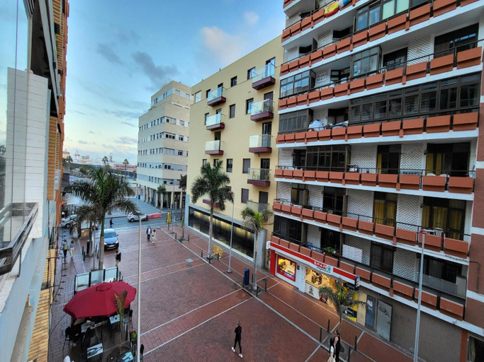 Exterior view 4, Seaside Apartment Las Palmas near Playa Canteras, Las Palmas