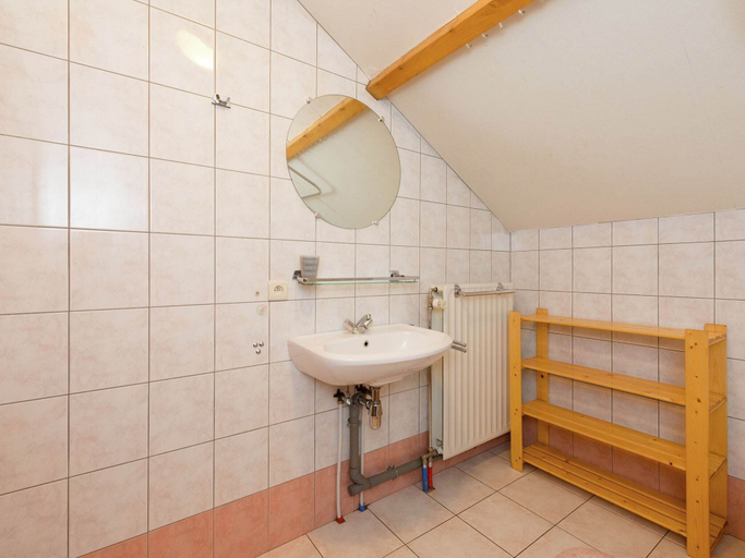 Bathroom 3, Renovated farmhouse from 1832 with beautiful view of winter sports area, Luxembourg