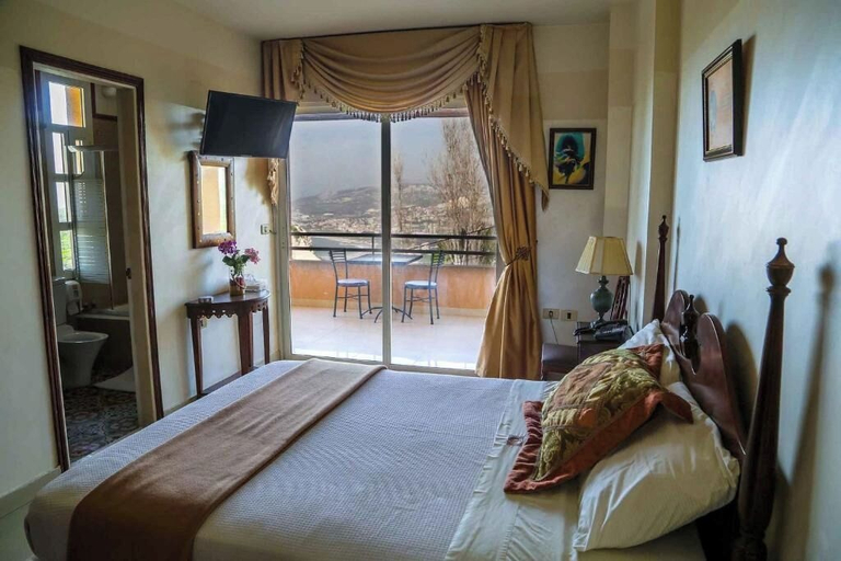 Room 3, Theodos Hotel, Batroun