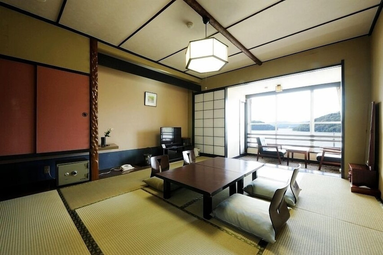 Bedroom 2, Hamanako Kanzanjionsen Hotel Kikusuitei, Hamamatsu