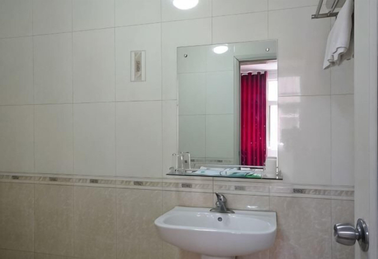 Bathroom 3, Yuxi Jinhua Hotel, Yuxi