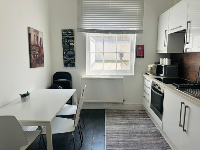 Others 5, London Regency Apartment King's Cross, London