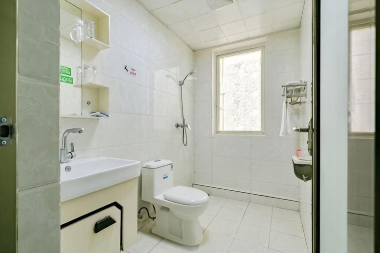 Bathroom 3, Airport Home Hotel, Chengdu