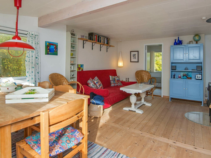 Others 2, Gorgeous Holiday Home in Glesborg With Barbecue, Norddjurs