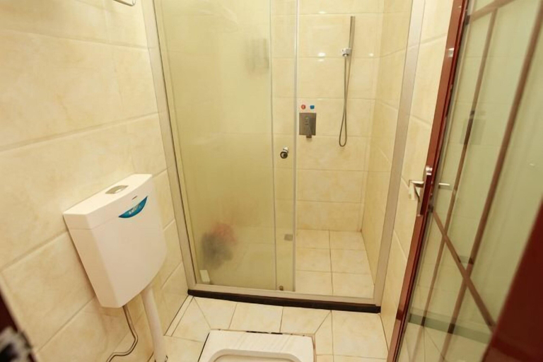 Bathroom 4, Youjian Inn, Chengdu