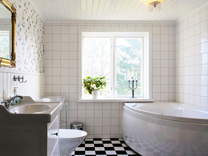 Bathroom 3, 14 person holiday home in HOVA-By Traum, Gullspång