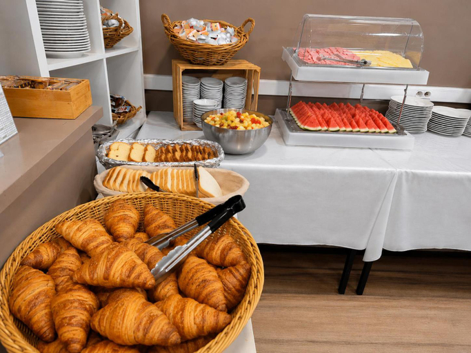 Food & Drinks 5, Hotel Compostelle, Hautes-Pyrénées