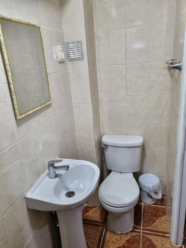 Others 5, Hotel Simon, Antofagasta