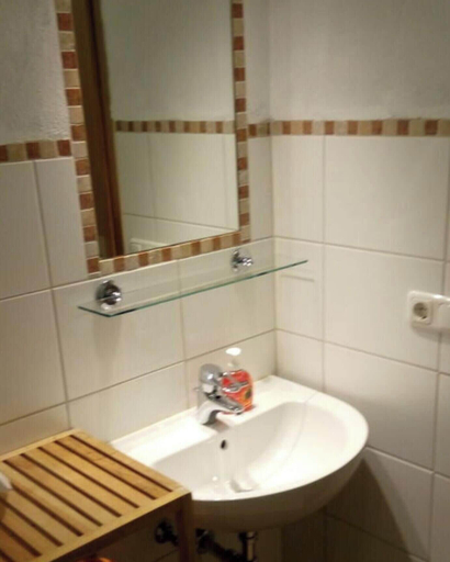 Bathroom 2, Snug Apaartment in Oberammergau, Garmisch-Partenkirchen