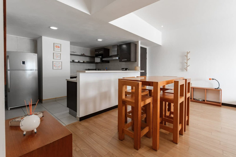 Room 4, White Elephant - Modern 3 BR Apt in Polanco, Mexico City